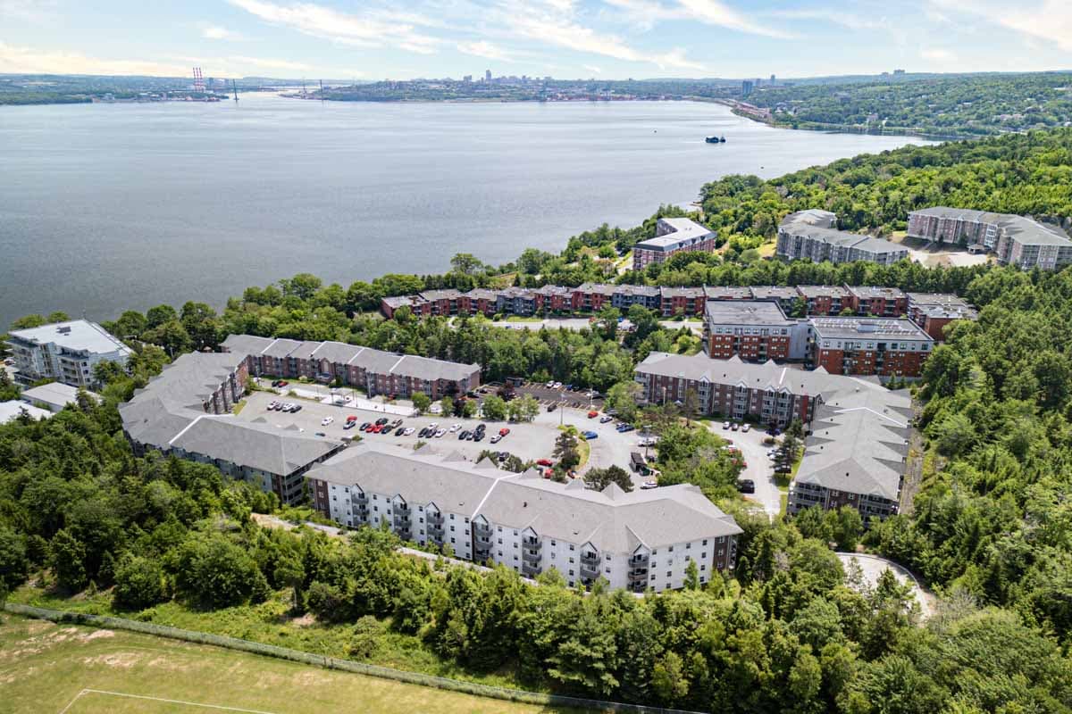 Ocean Brook Park Apartments — apartment/condo - Photo 9