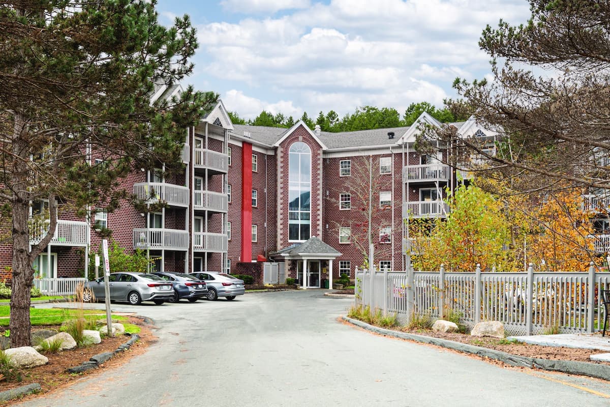 Ocean Brook Park Apartments — apartment/condo - Photo 2