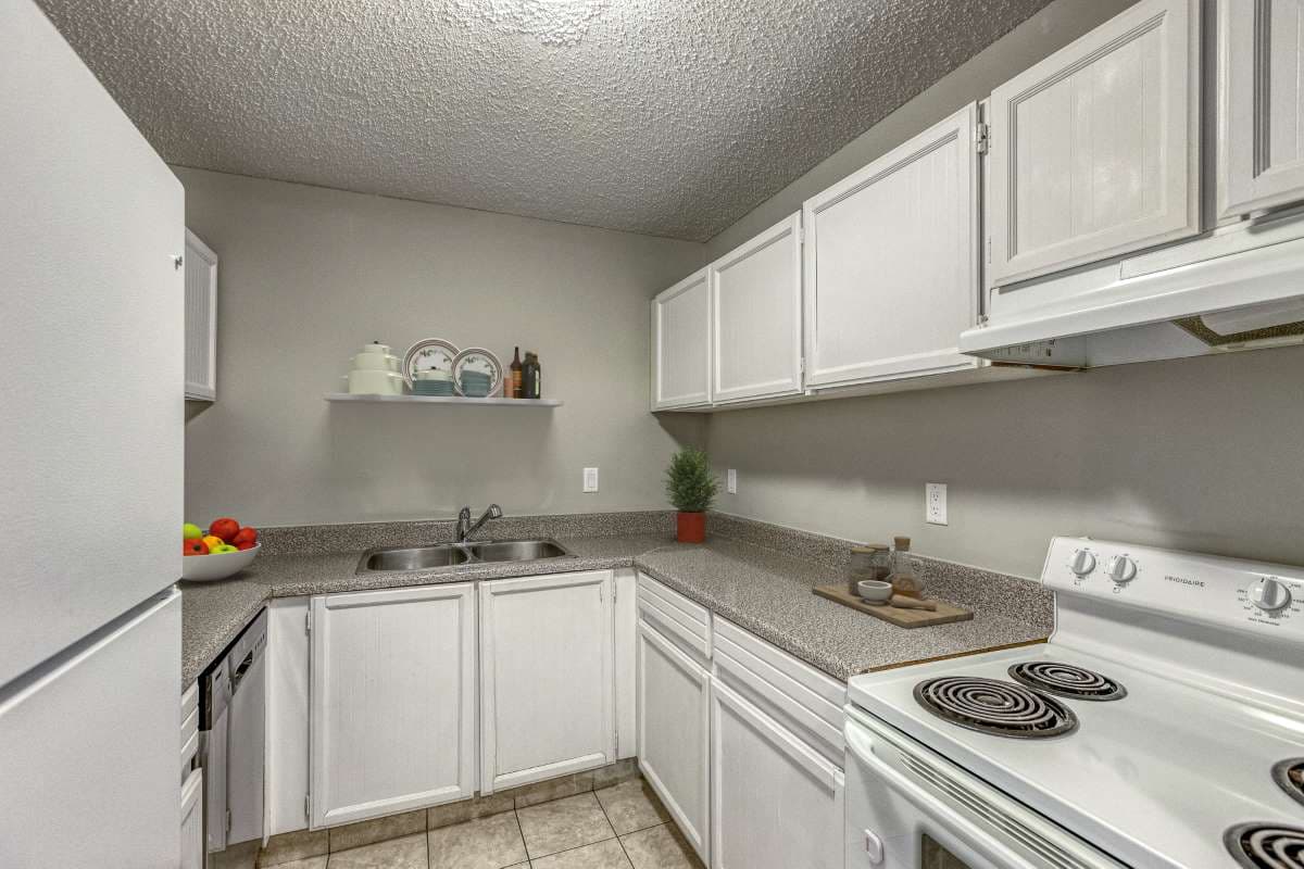 Pineridge Greene Apartments — apartment/condo - Photo 5