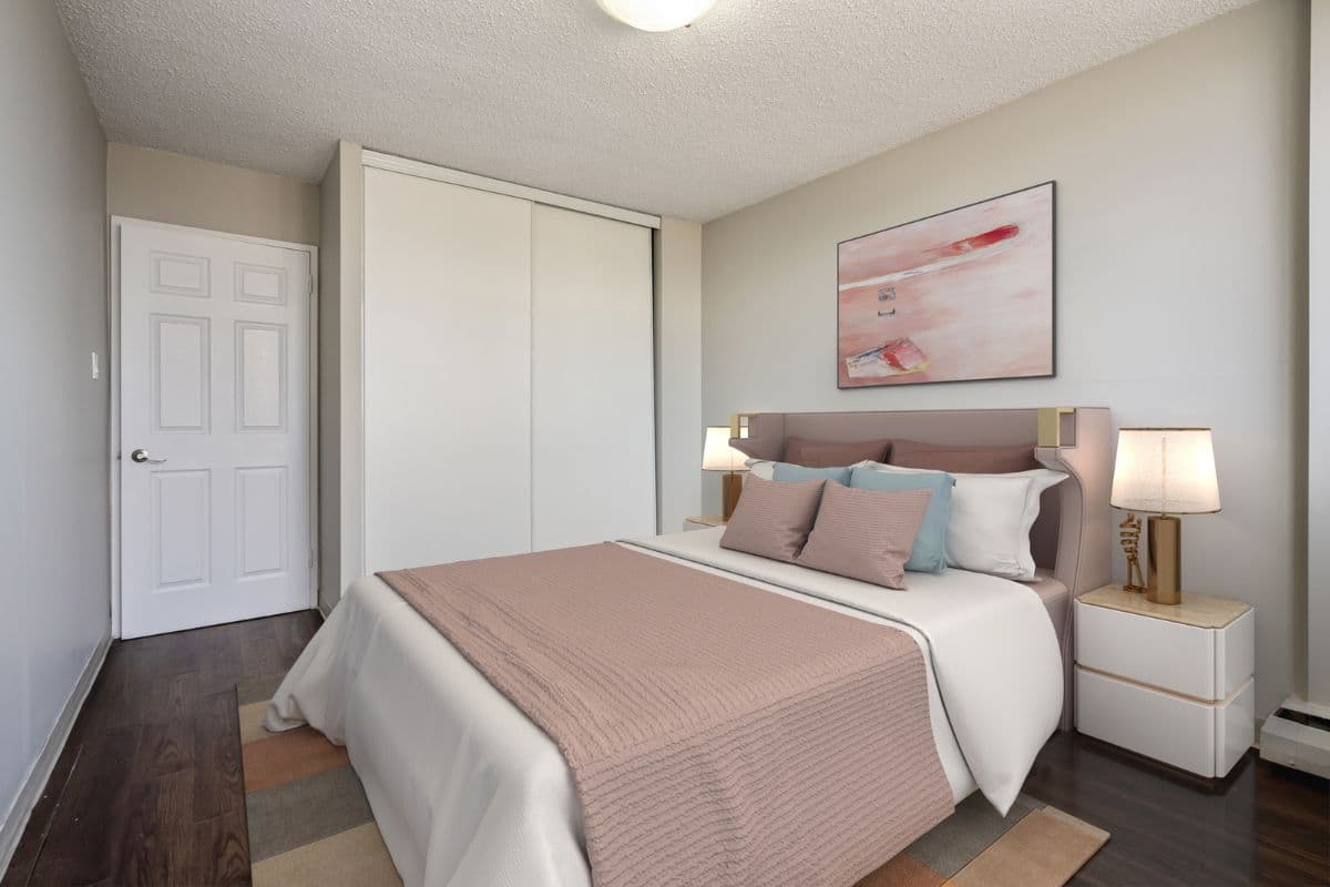 Vista Tower — apartment/condo - Photo 6