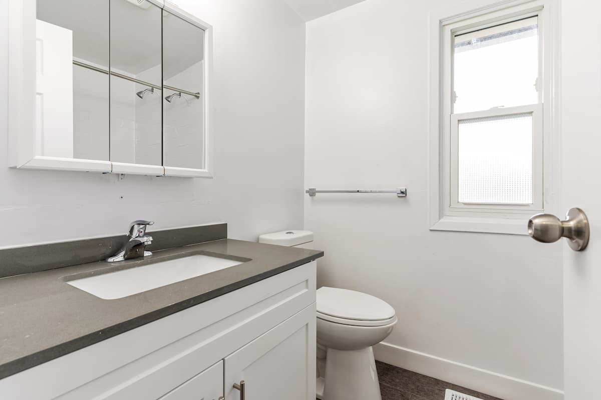 Pontiac Court Townhomes — apartment/condo - Photo 12