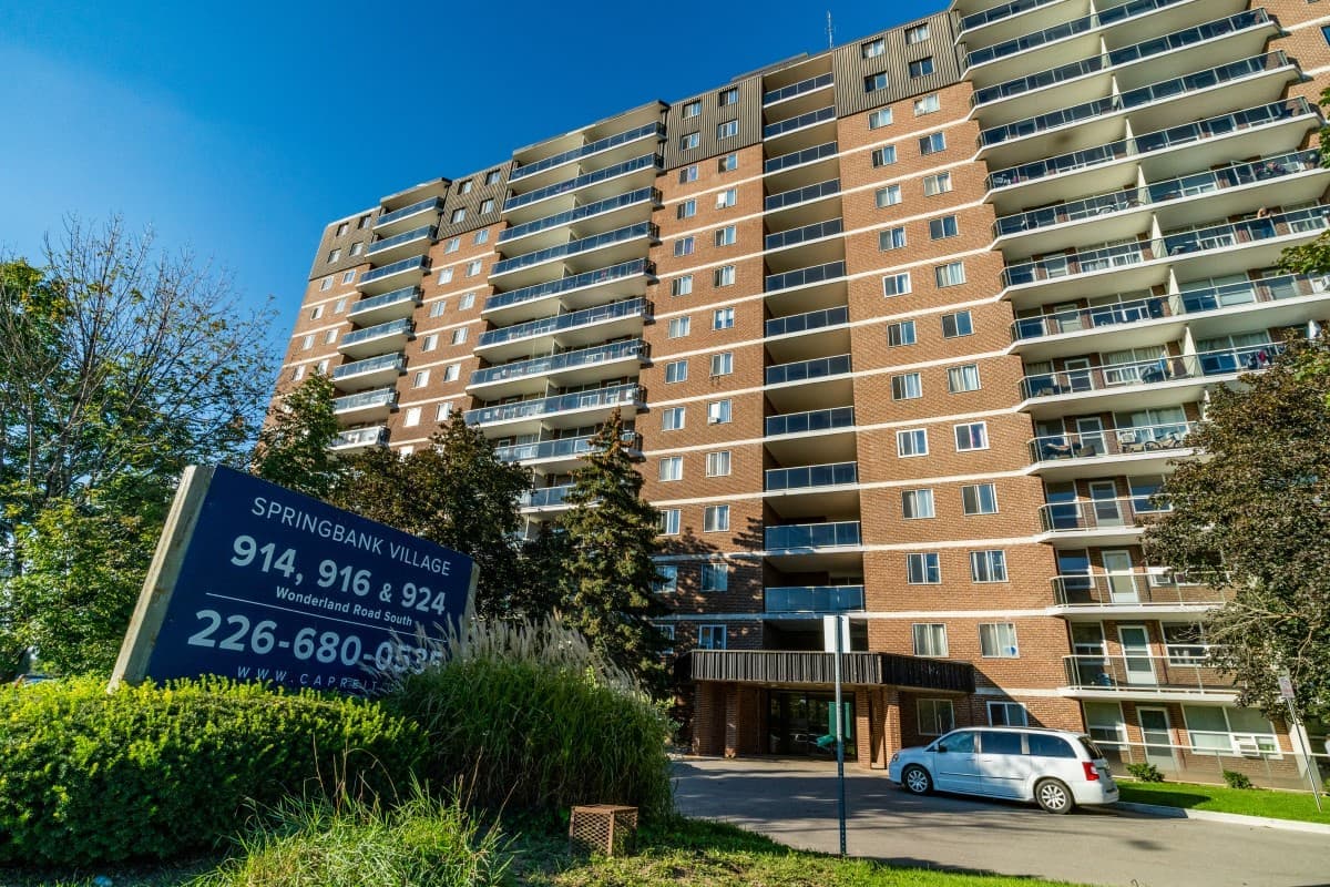 Springbank Village — apartment/condo - Photo 4