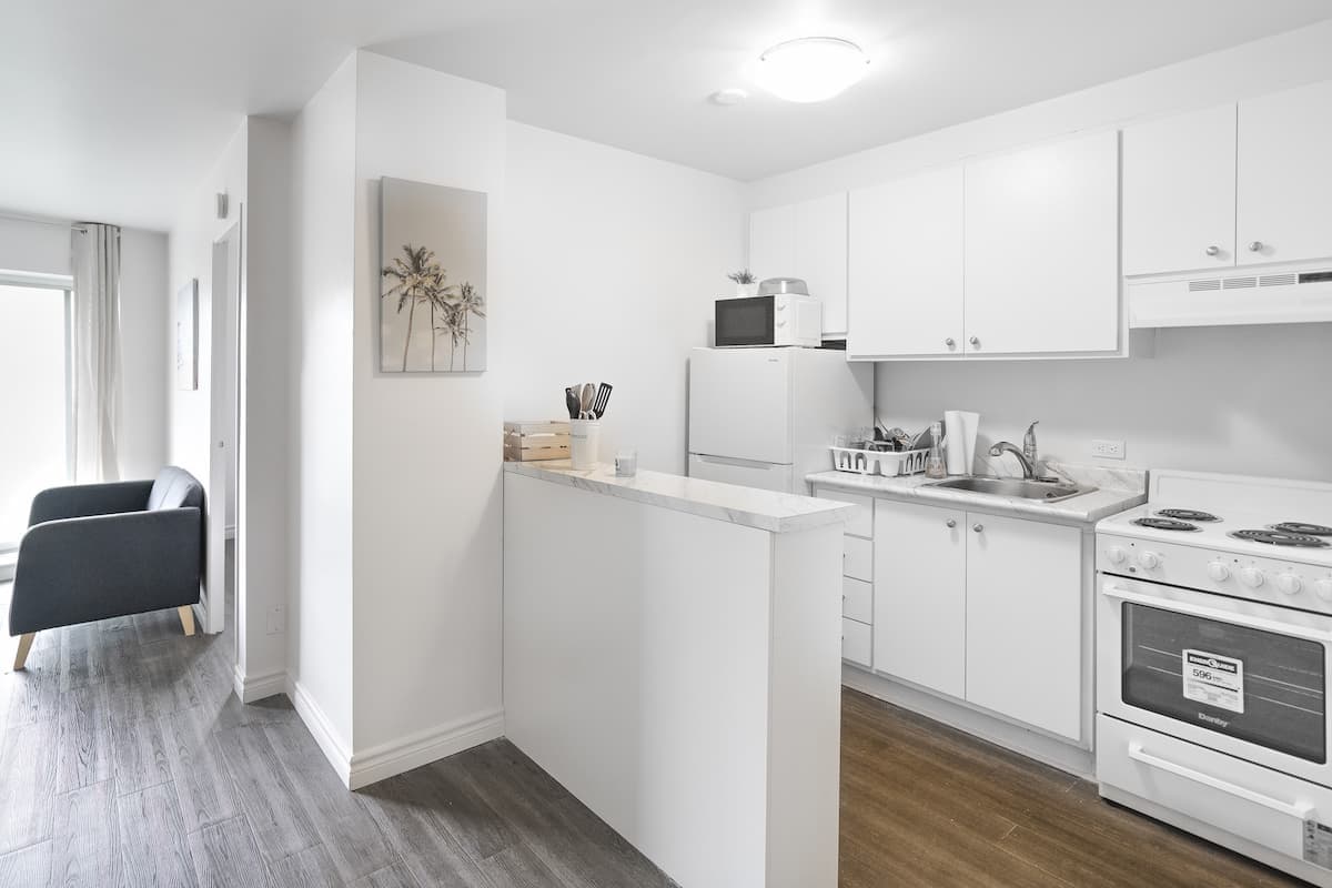 The Saguenay Apartments - Photo 8