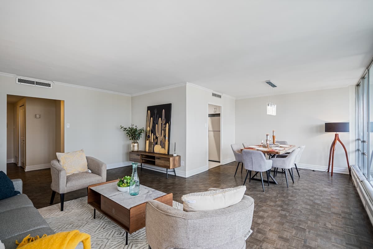 The Thomas — apartment/condo - Photo 9