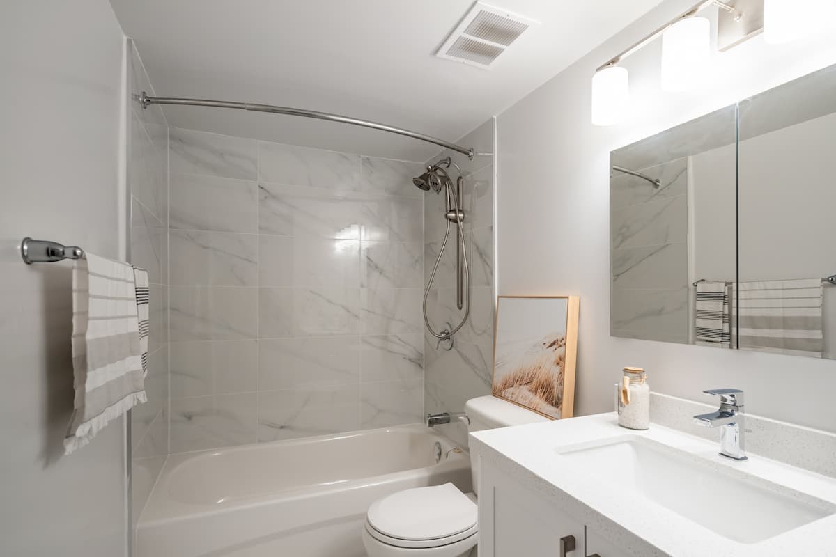 The Thomas — apartment/condo - Photo 12