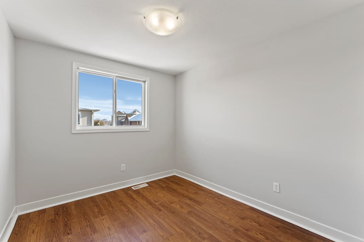 265 Lawrence Avenue Townhomes - Photo 12