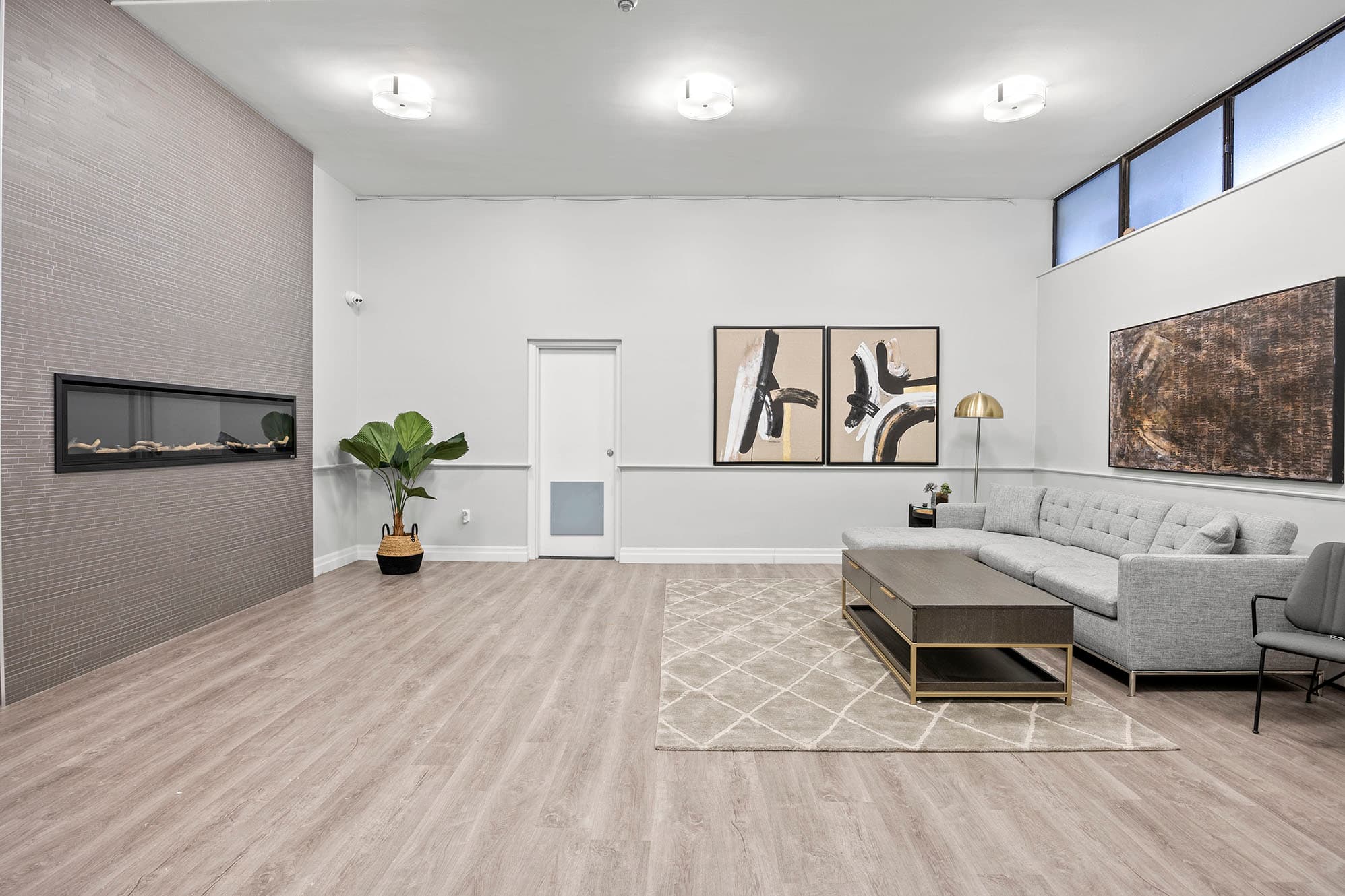 Applewood Towers Apartments — apartment/condo - Photo 14