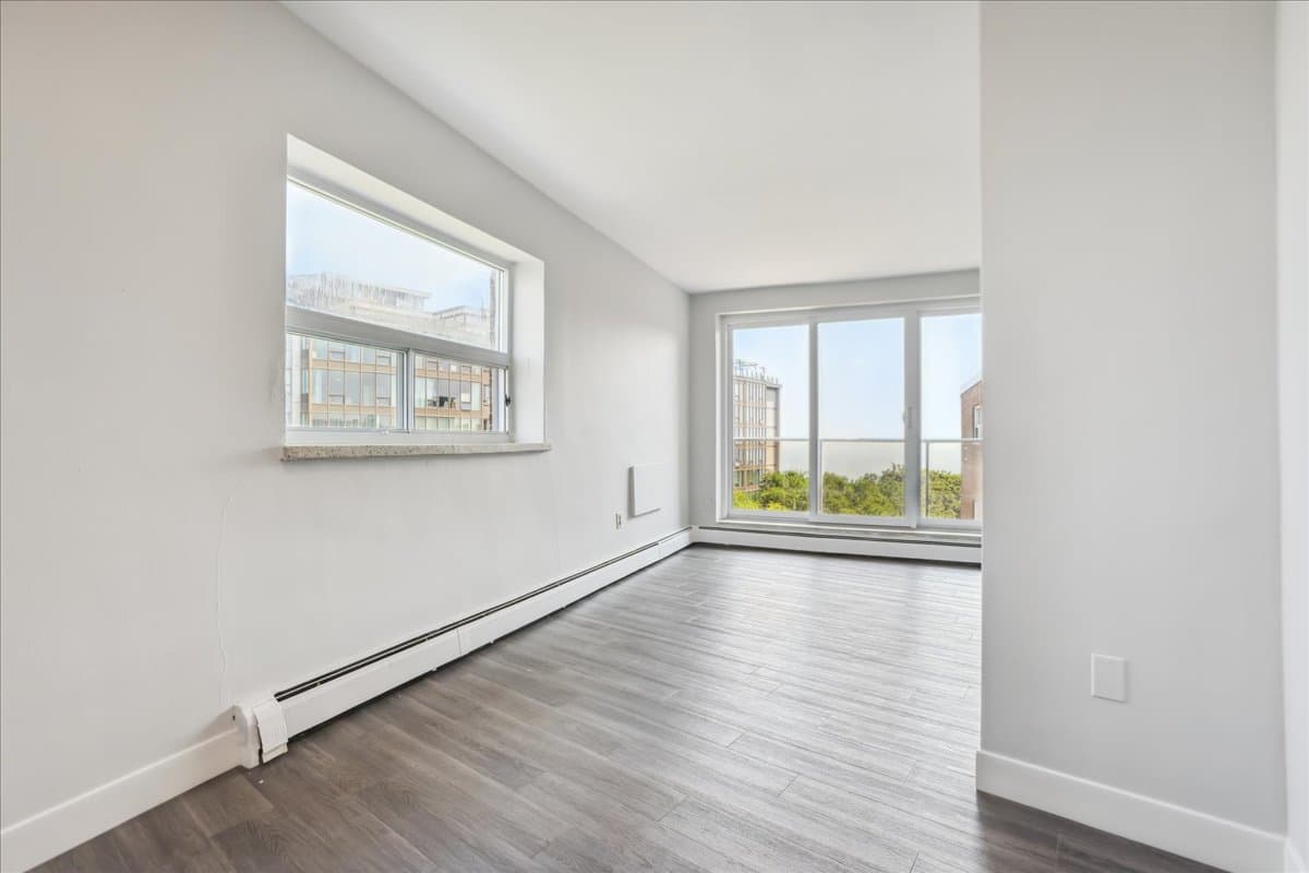 Lord Nelson Apartments — apartment/condo - Photo 11