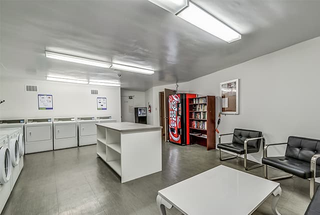 Lord Nelson Apartments — apartment/condo - Photo 16