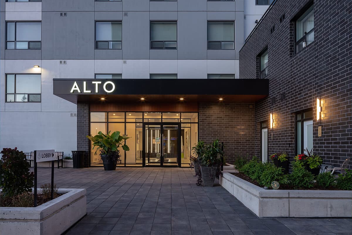 Alto Towers — apartment/condo - Photo 12