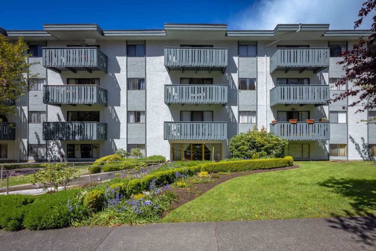 Terrace Green — apartment/condo - Photo 10