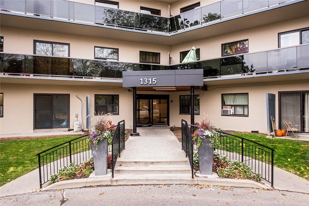 Silver Spear Apartments — 1 Bedroom - Photo 9