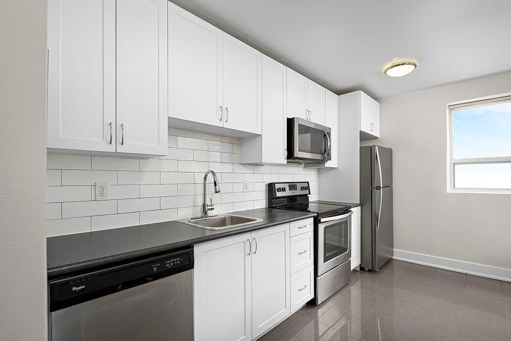 Craigton Drive Apartments — Golden Mile 2 Bedrooms - Photo 6