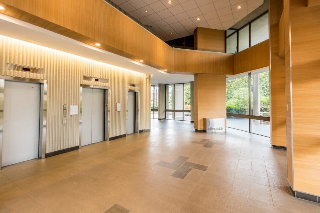 Tower East - Photo 14