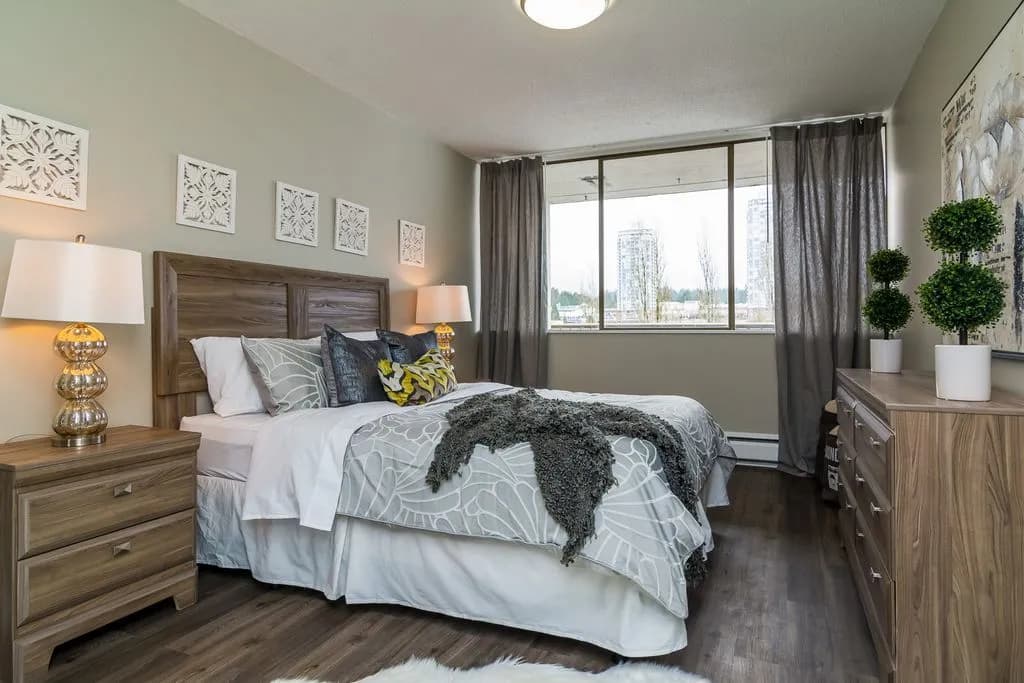 Tower West — 1 Bedroom - Photo 10