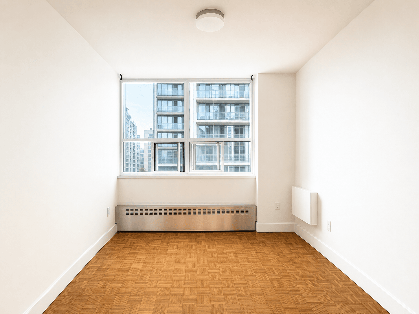 Castellana — Downtown Jr 1 Bedroom - Photo 16