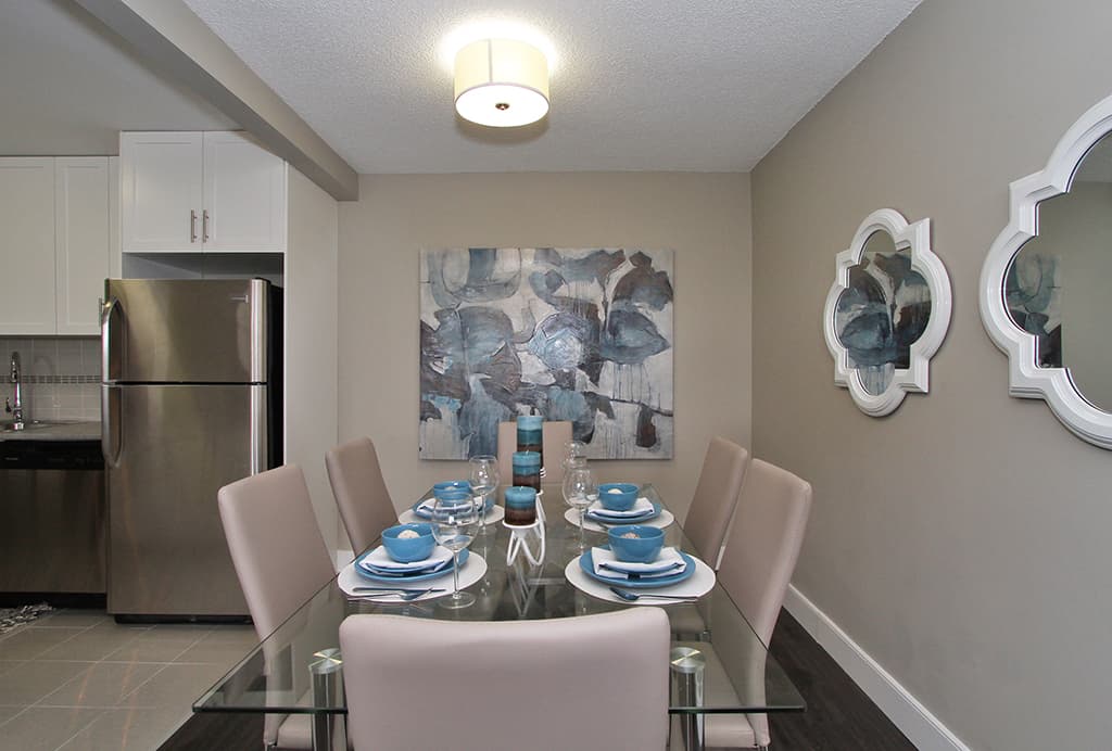 Lougheed Lodge — 3 Bedrooms - Photo 6
