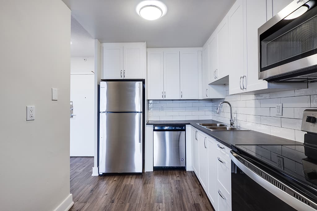 Beaconhill Tower — 2 Bedroom - Photo 16