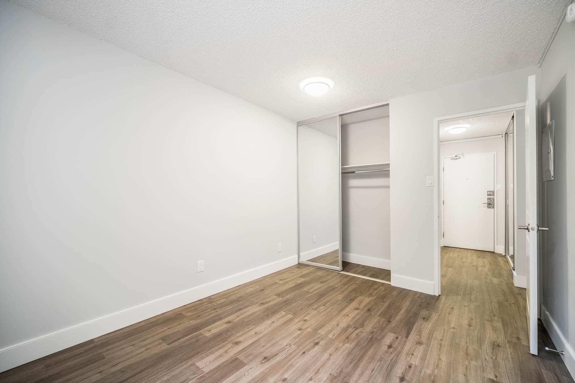 The Summit — 1 Bedroom - Photo 32