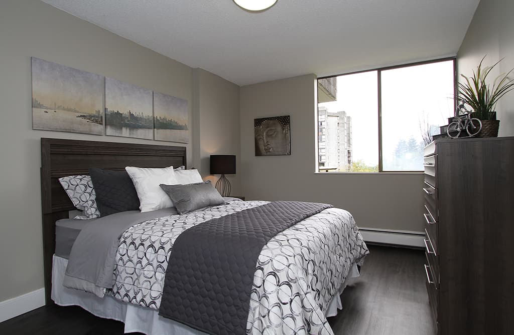 Lougheed Lodge — 3 Bedrooms - Photo 19