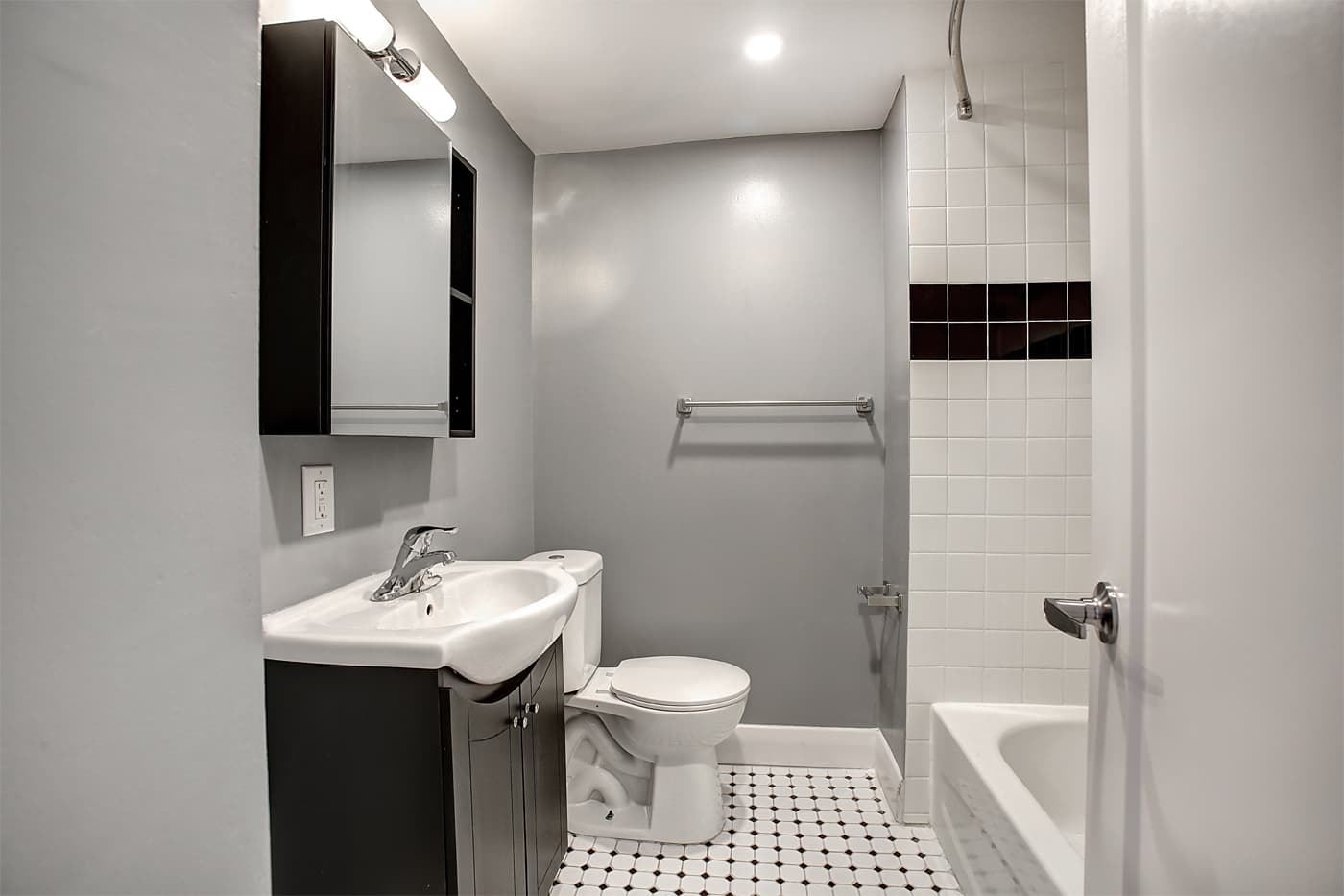 Baintree Apartments — Parkdale 1 Bedroom - Photo 14