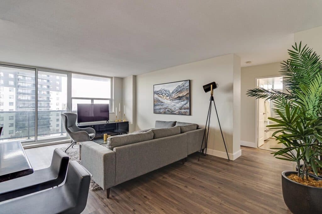 Parkvue [1] — 1 Bedroom - Photo 4
