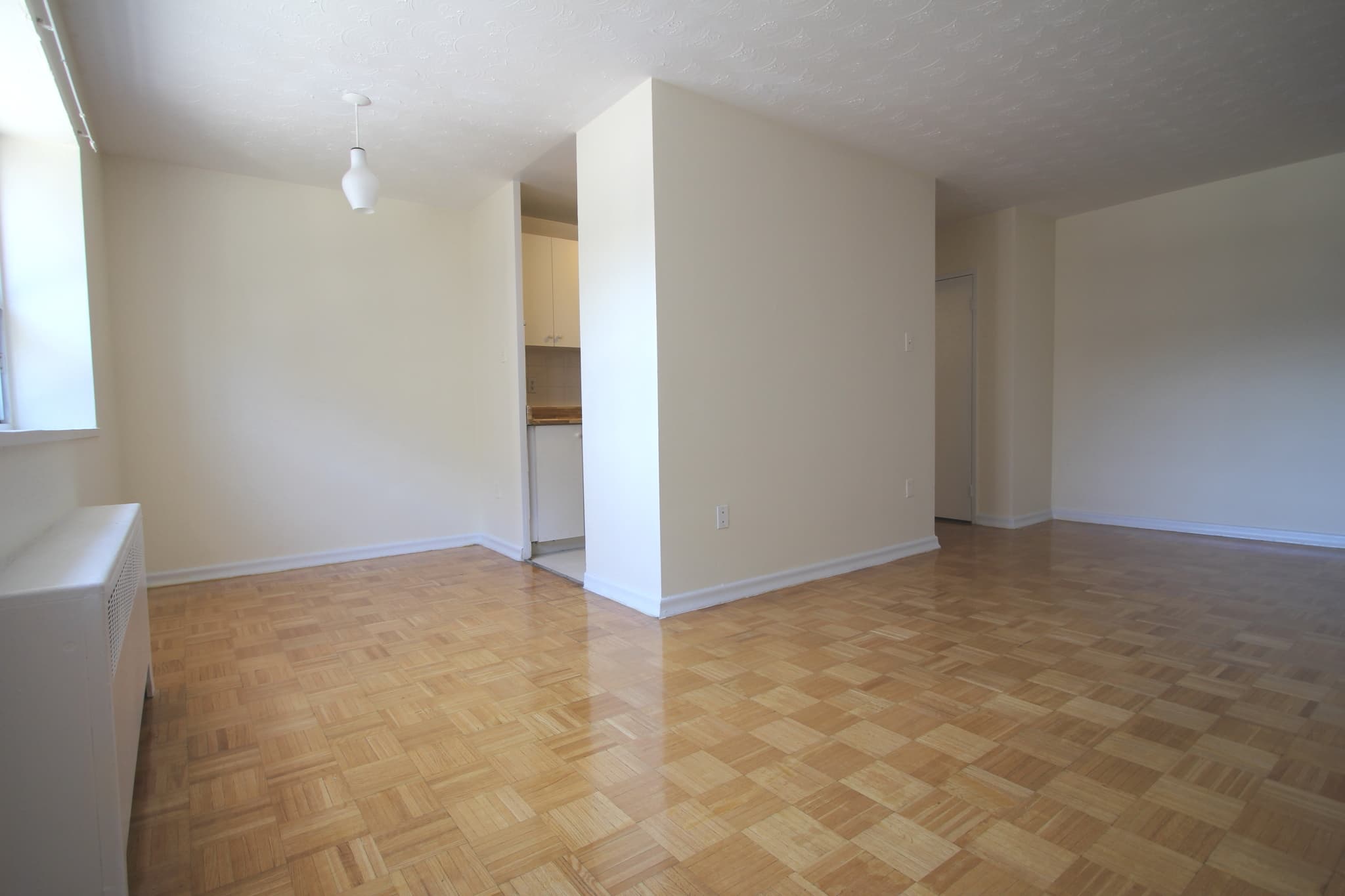 Lu Ray Apartments — 3 Bedroom - Photo 17