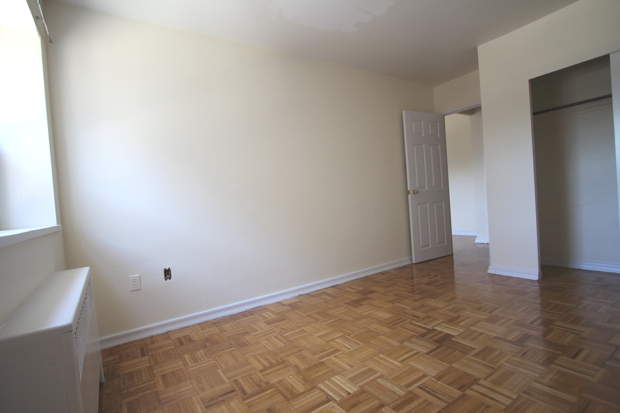 Lu Ray Apartments — 3 Bedroom - Photo 20