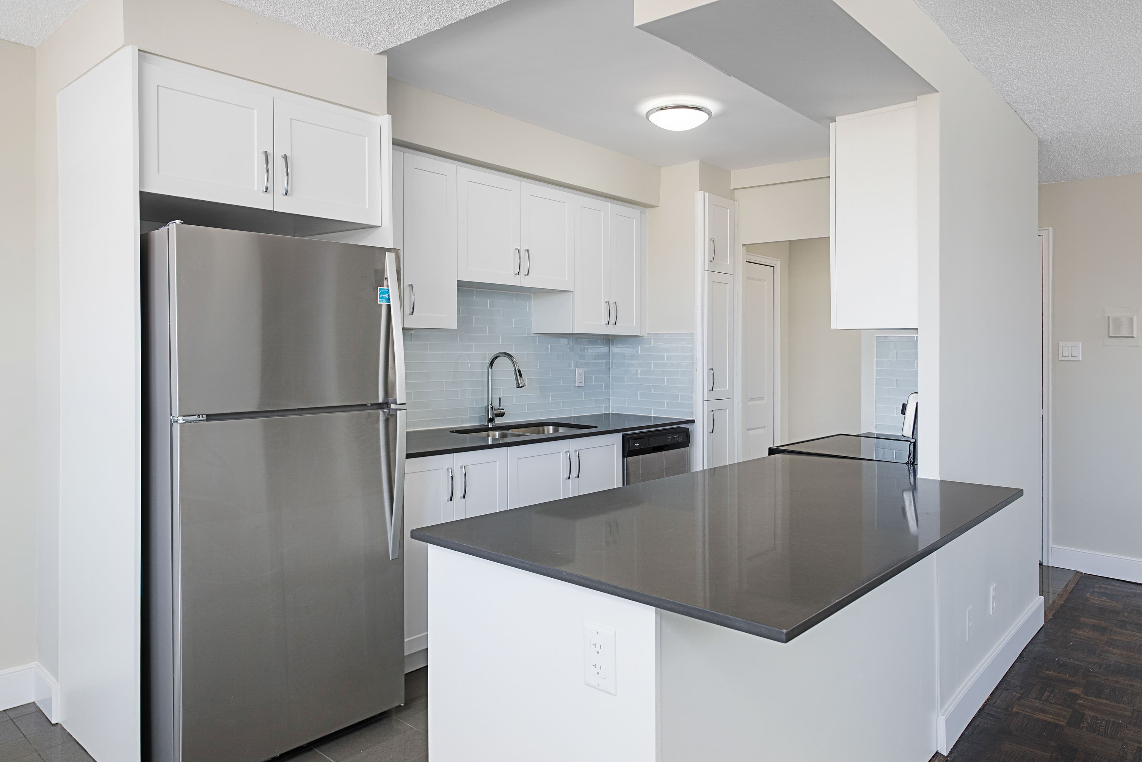 Valhalla Court [1] — Studio (Bachelor) - Photo 11