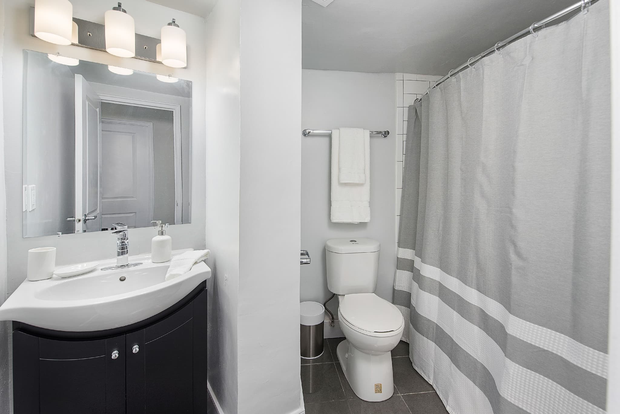 Parkvue [3] — 3 Bedroom - Photo 20
