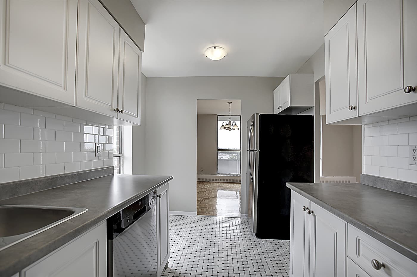 Steven Tower — Stevenson + Kipling 3 Bedroom - Photo 13