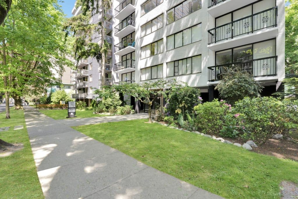 Shelmarjay — Downtown1 Bedroom - Photo 16