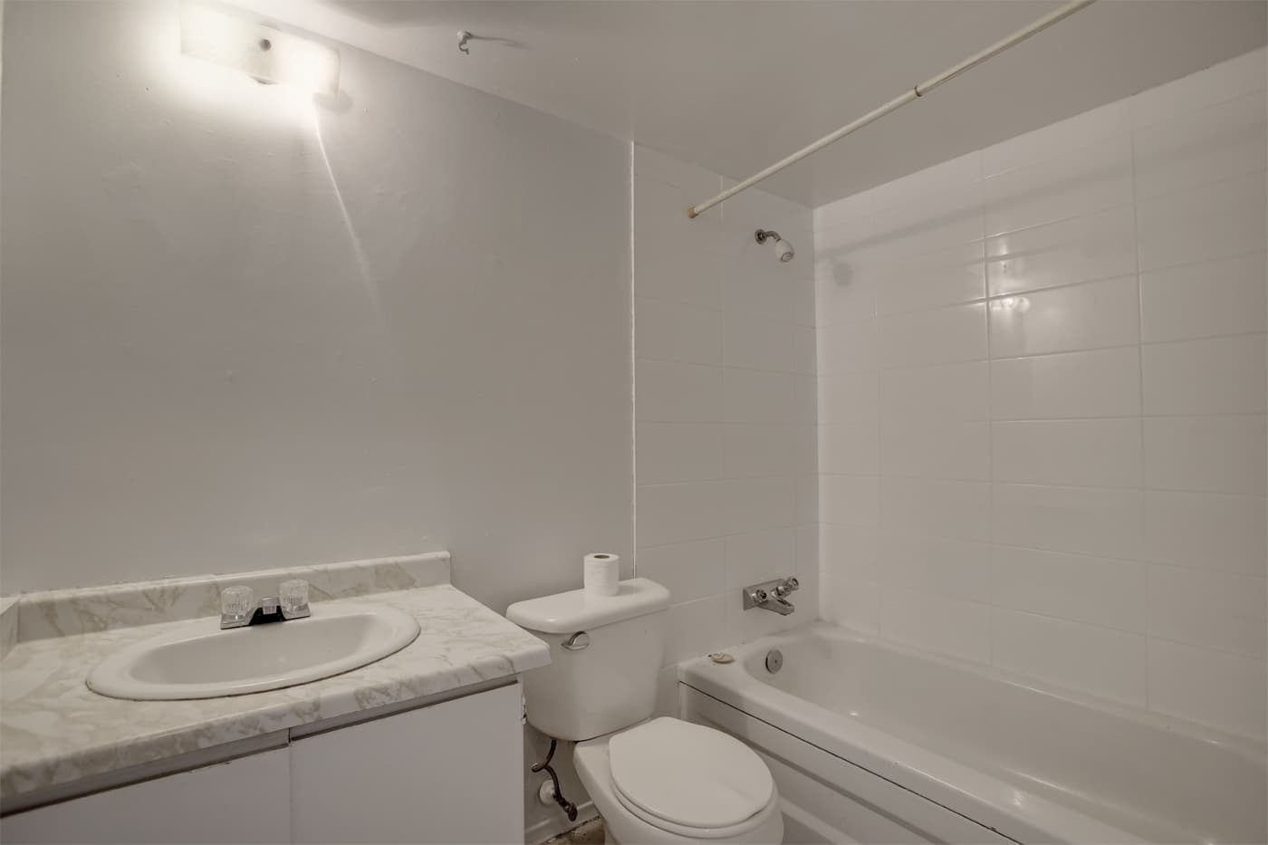 Valleyview Apartments — 3 Bedroom - Photo 20