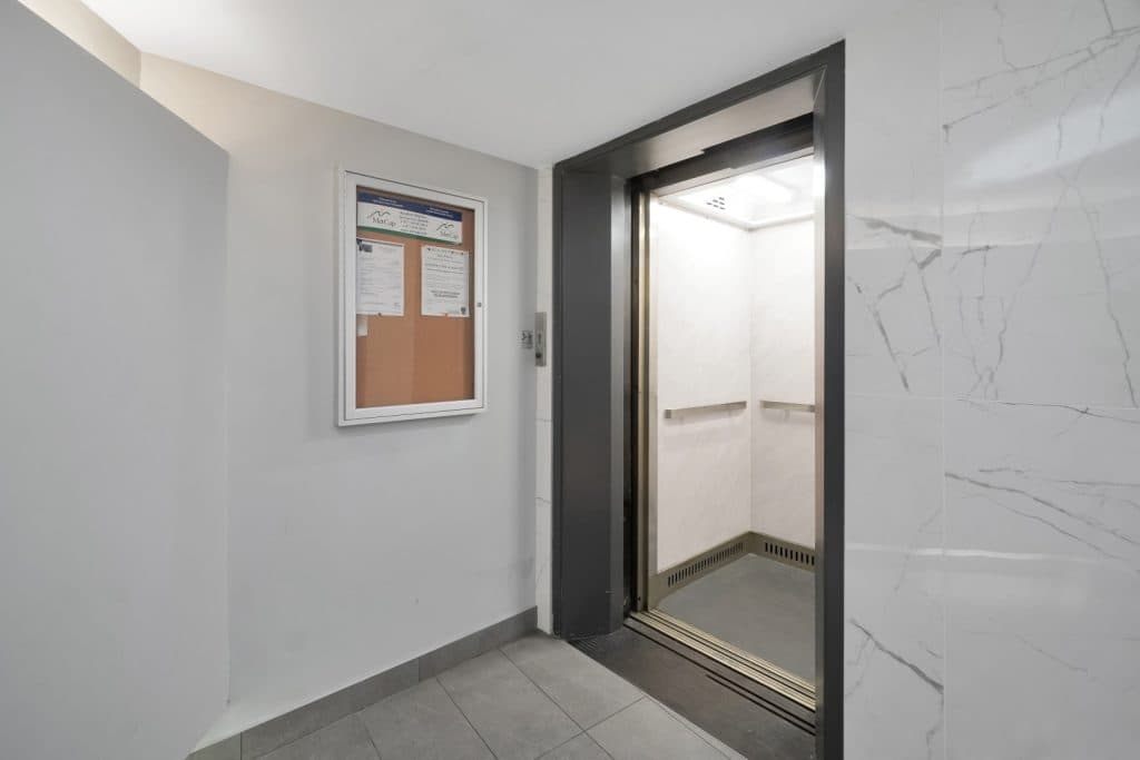 Sea Place - Photo 20