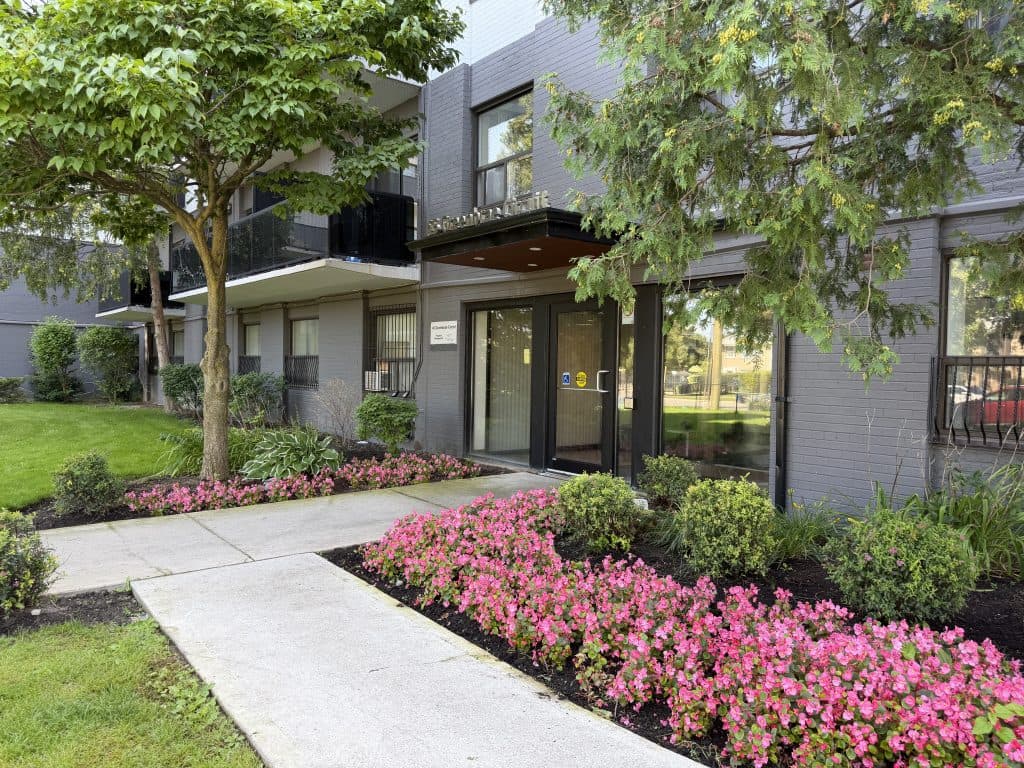Greenbrae Apartments - Photo 3