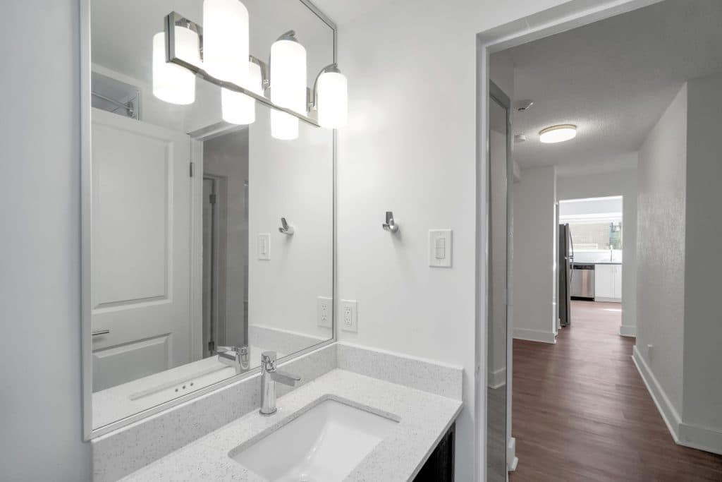 165 19th Street — North Van 2 Bedroom - Photo 8
