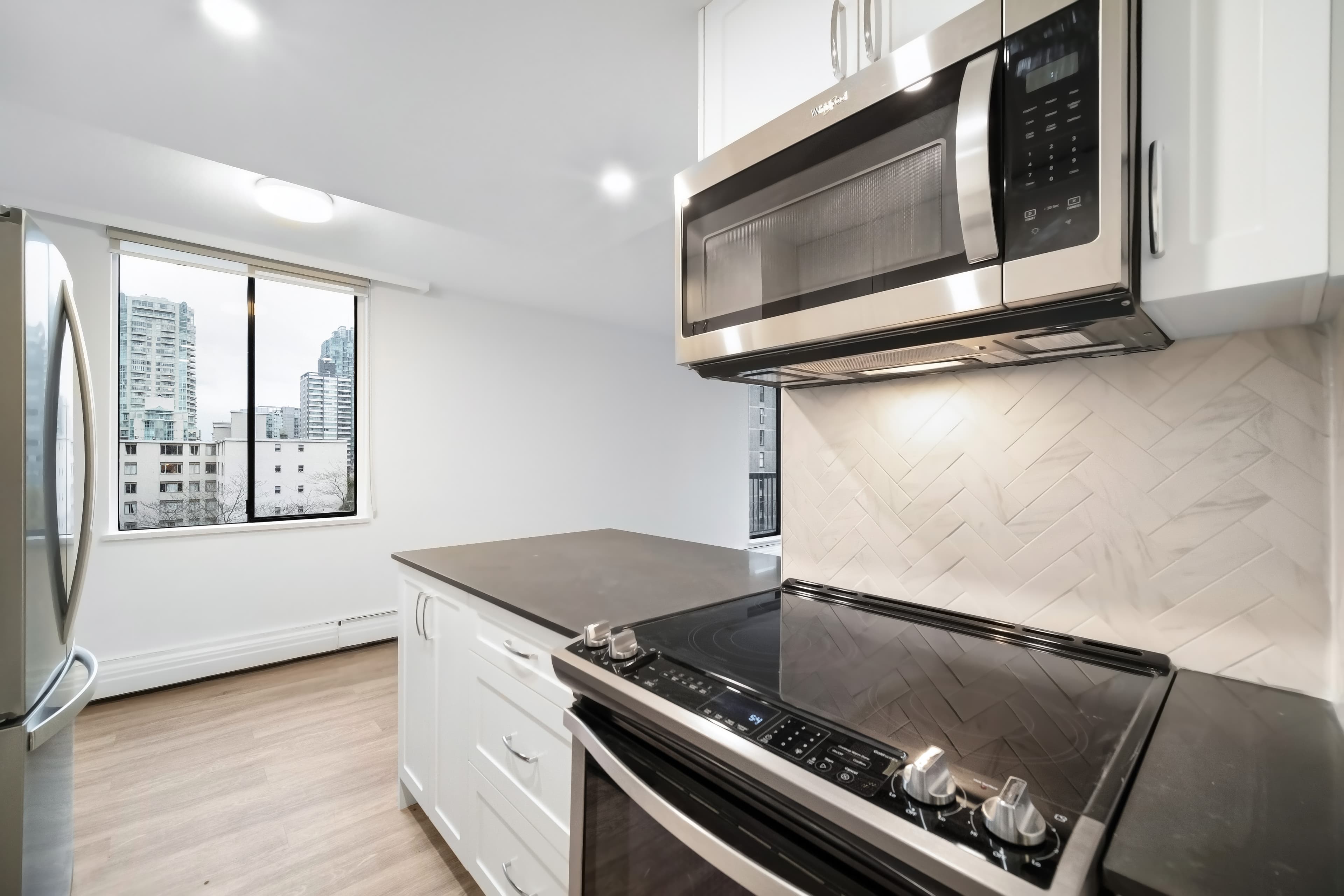 Governor’s Square — 1 Bedroom - Photo 21