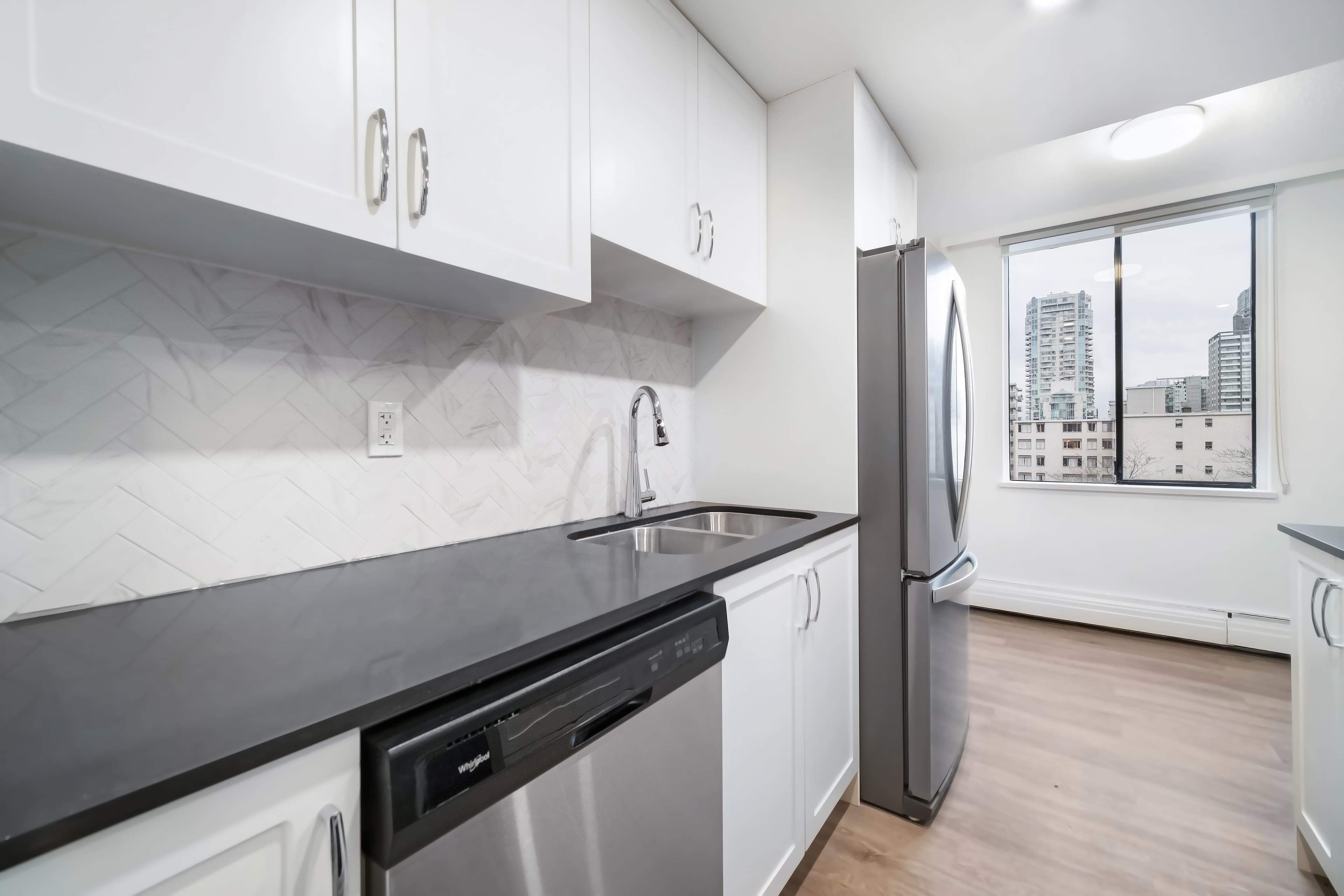 Governor’s Square — 1 Bedroom - Photo 22