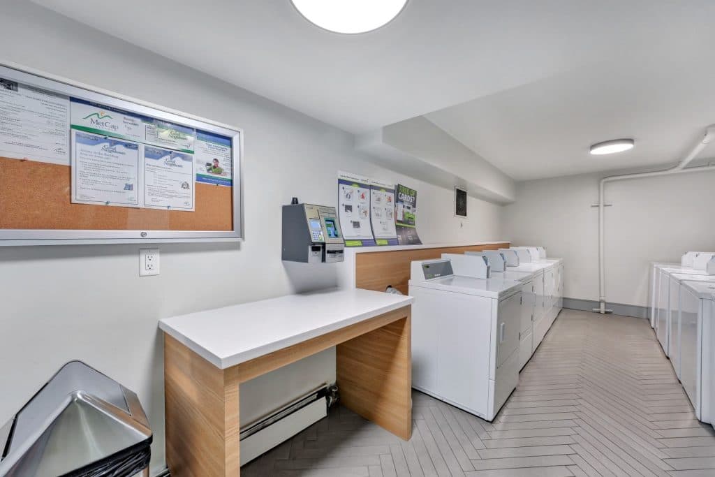 Governor’s Square — 1 Bedroom - Photo 11