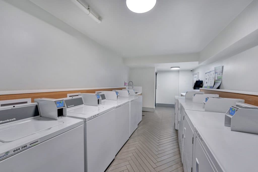 Governor’s Square — 1 Bedroom - Photo 13
