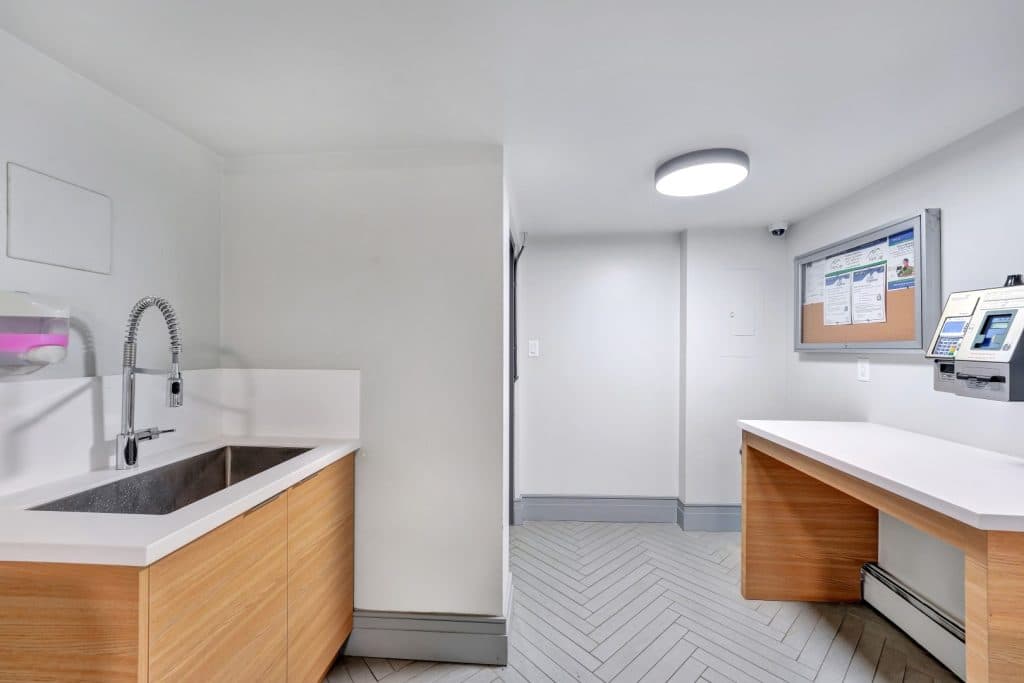 Governor’s Square — 1 Bedroom - Photo 14