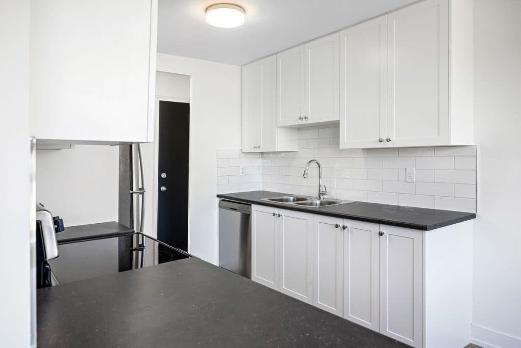 Kennedy Road Apartments - Photo 6