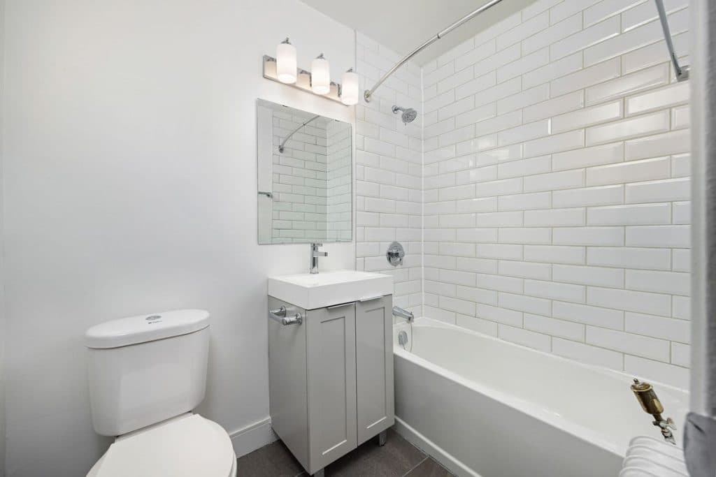 Kennedy Road Apartments - Photo 10