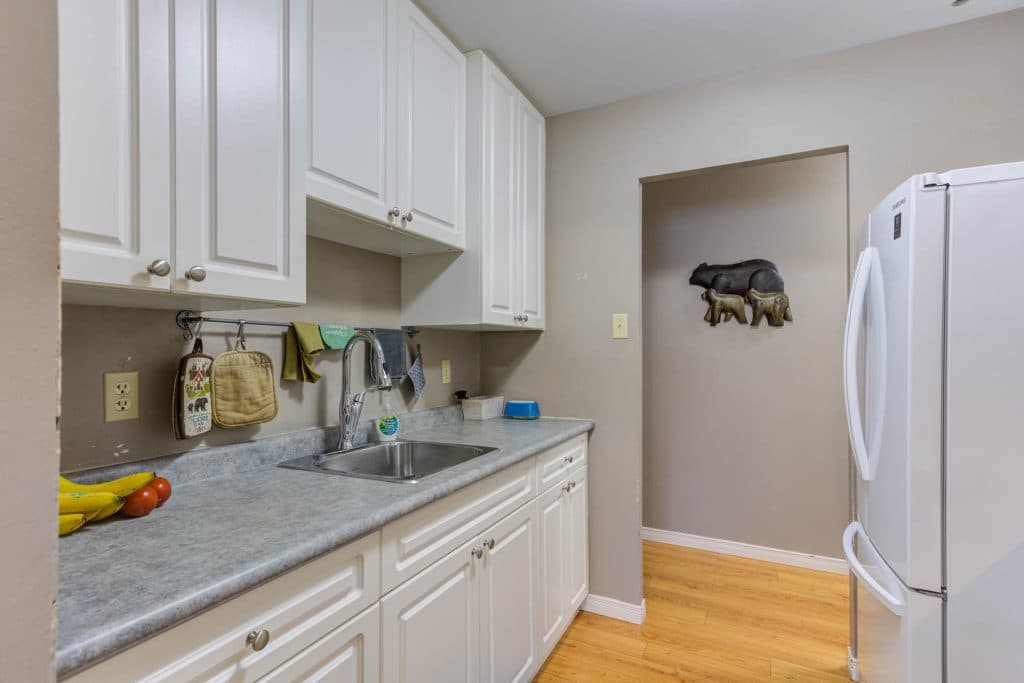 Ewaid Apartments — 2 Bedrooms - Photo 10