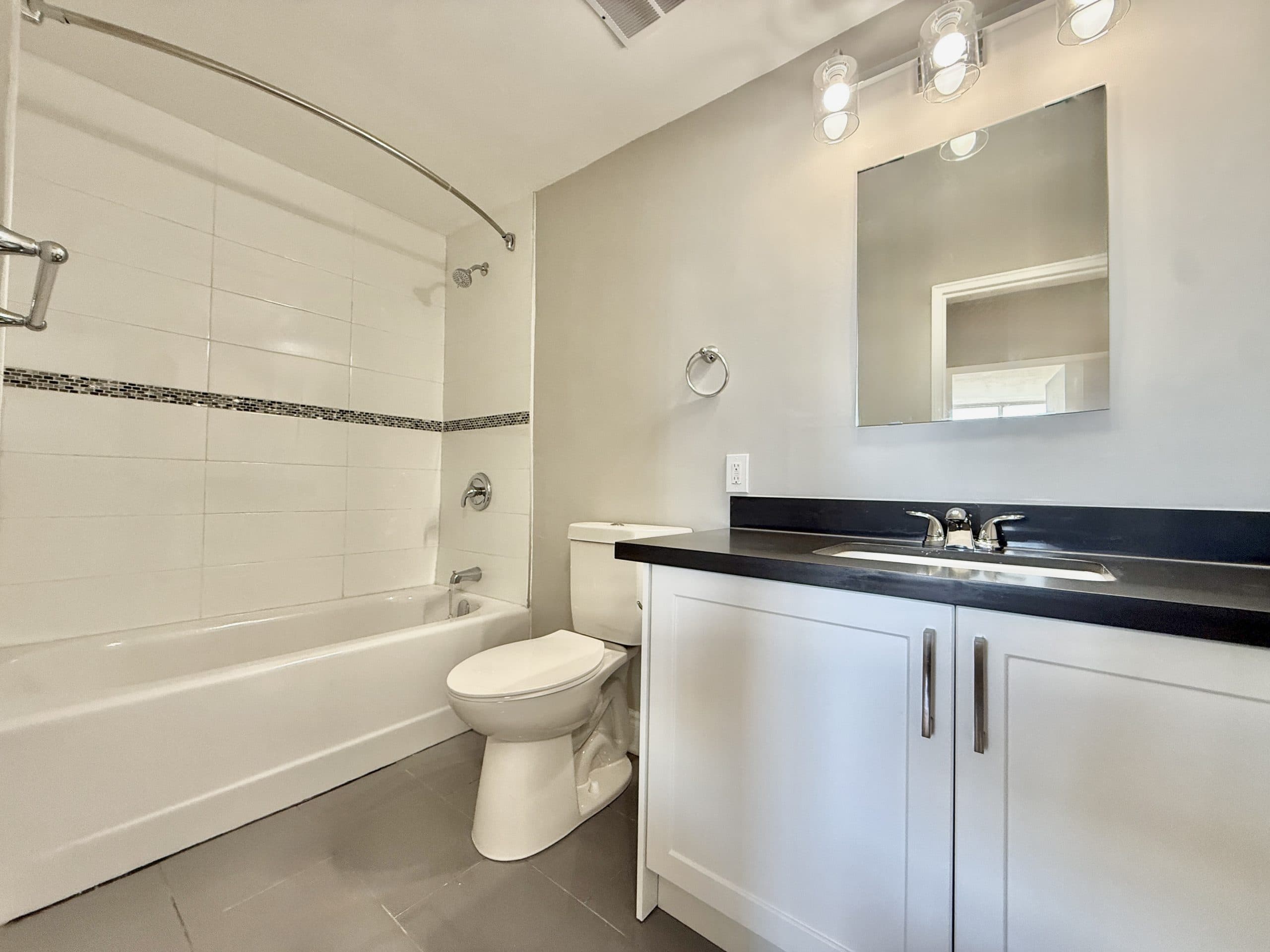Trillium Apartments — 2 Bedrooms - Photo 19