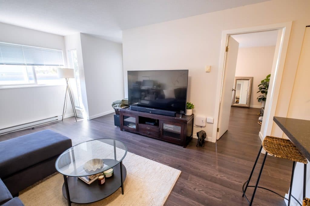 French Court — 1 Bedroom - Photo 3