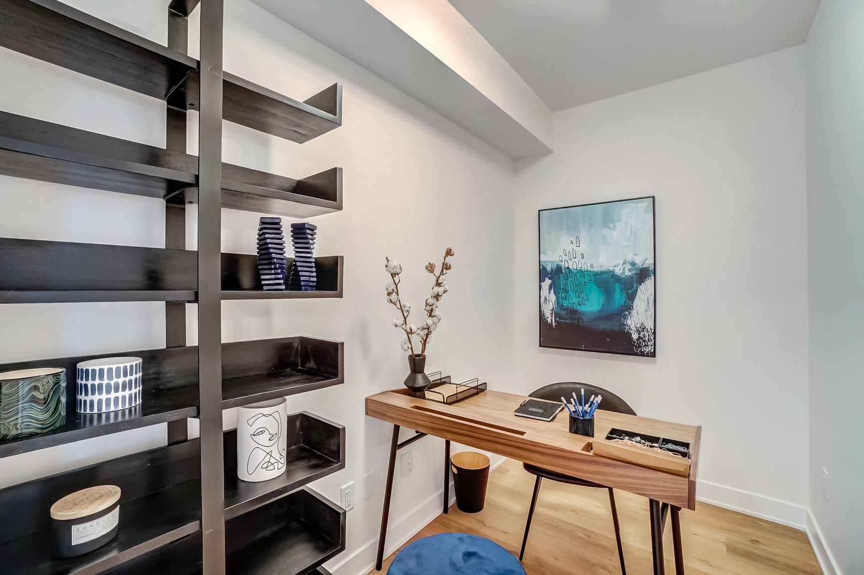 Baseline — 2 Bedrooms - Photo 30