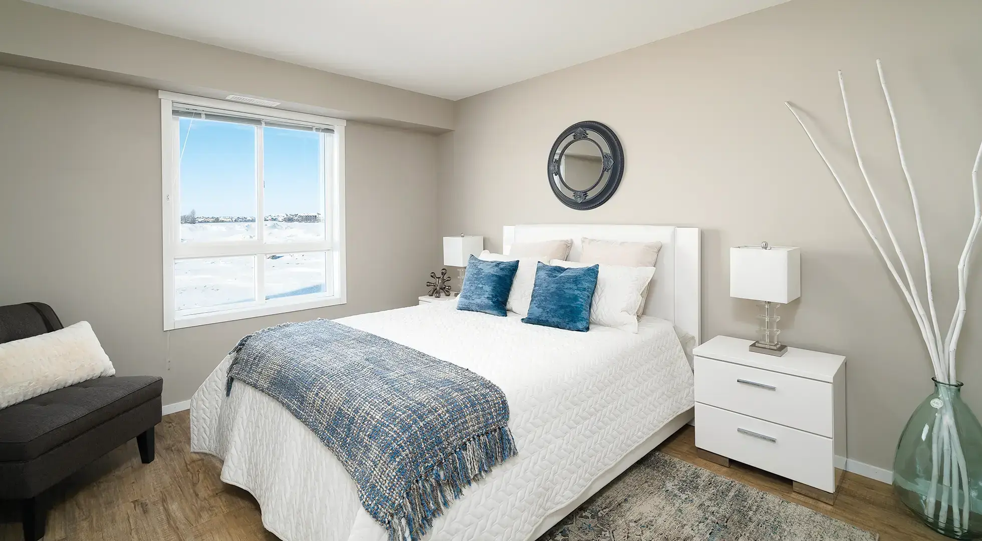Courtview Landing — Two Bedroom One Bath - Photo 6