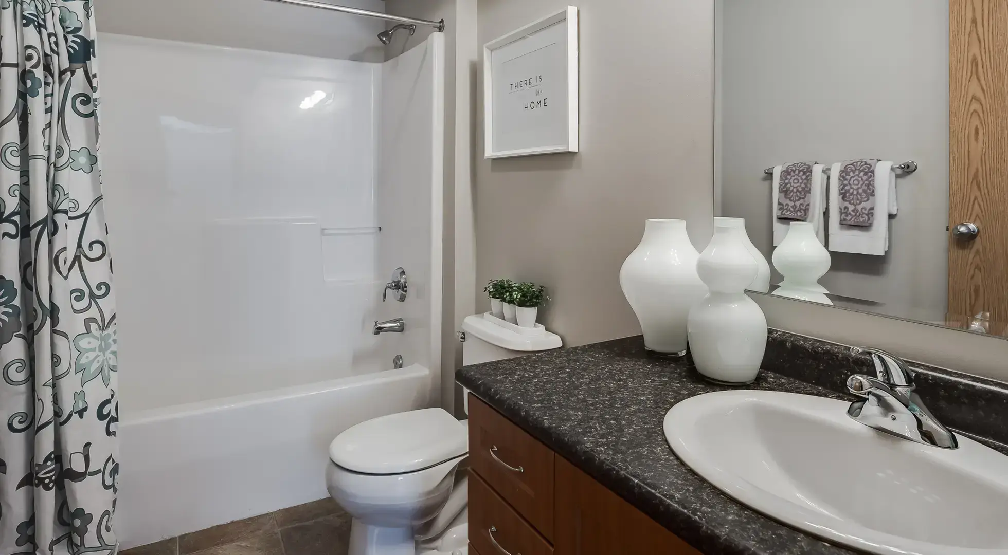 Creekside Terrace — Two Bedroom One Bath - Photo 6