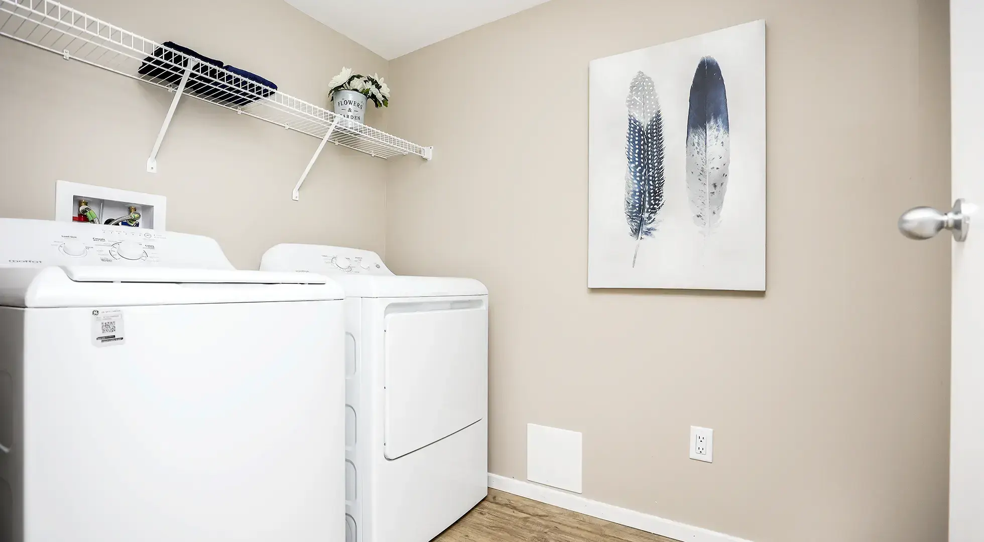 Selkirk Meadows — Three Bedroom 2.5 Bath Townhome - Photo 15